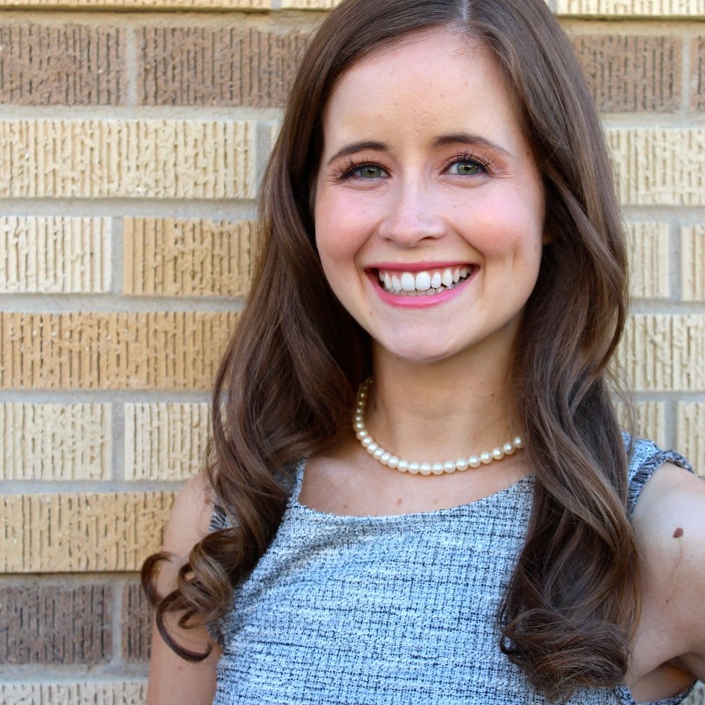 Meet your Posher, Julia